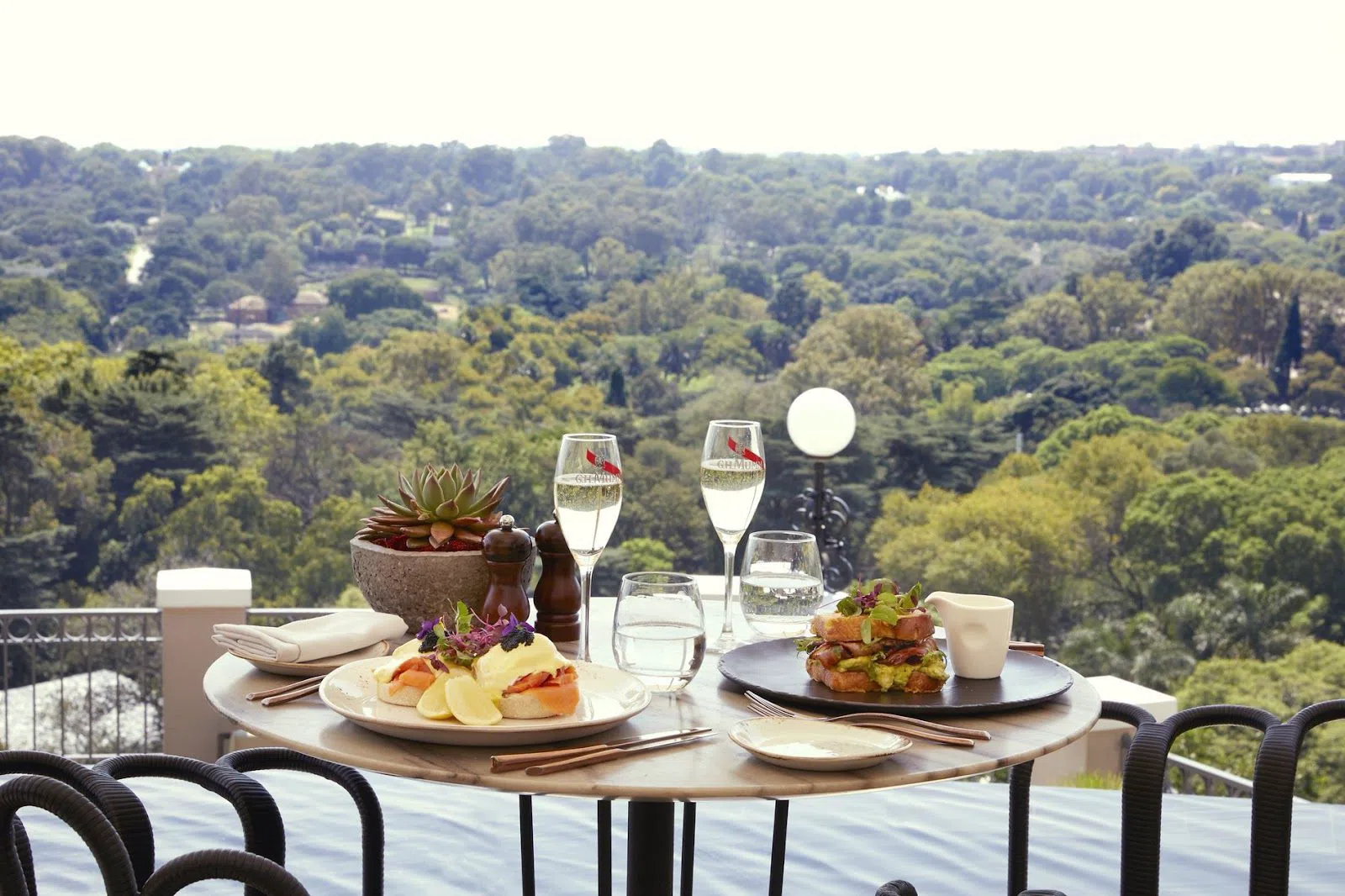 Flames at Four Seasons The Westcliff, Johannesburg